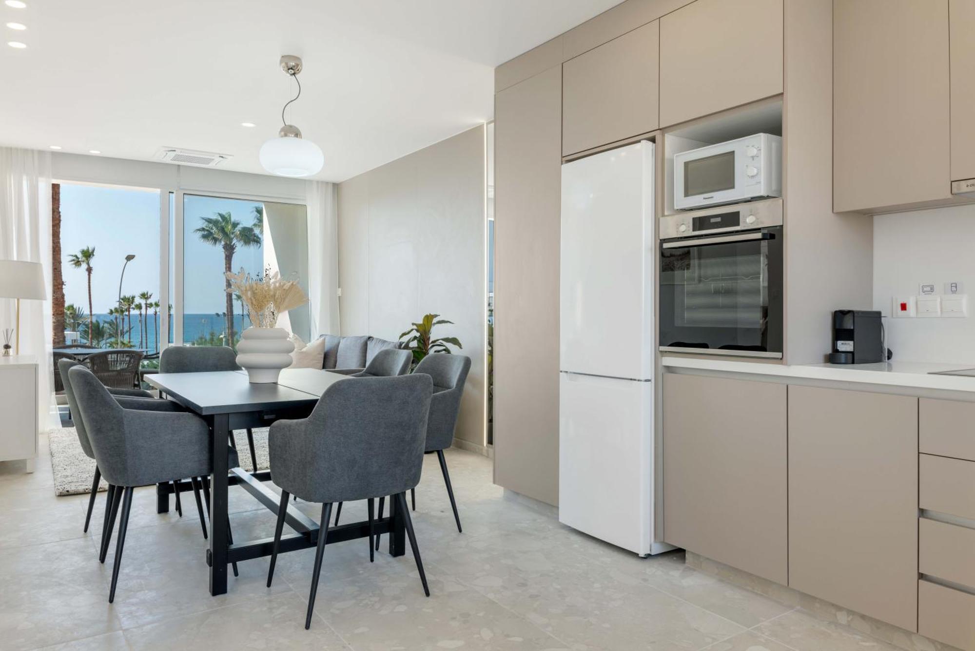 Phaedrus Living: Seaview Luxury Flat Limnaria 150 Leilighet Paphos Eksteriør bilde