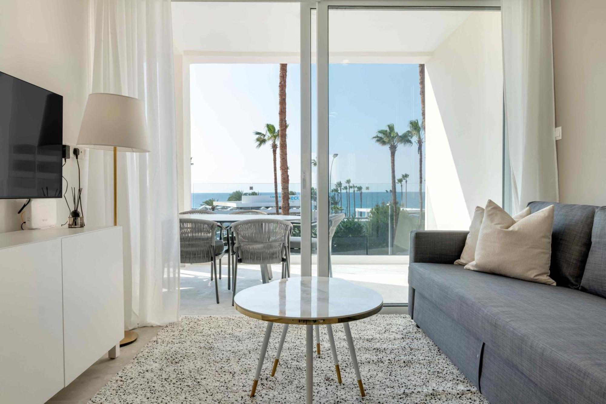 Phaedrus Living: Seaview Luxury Flat Limnaria 150 Leilighet Paphos Eksteriør bilde